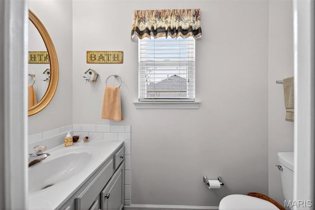 2443 Christopher Winds Lane, St Louis, MO 63129
