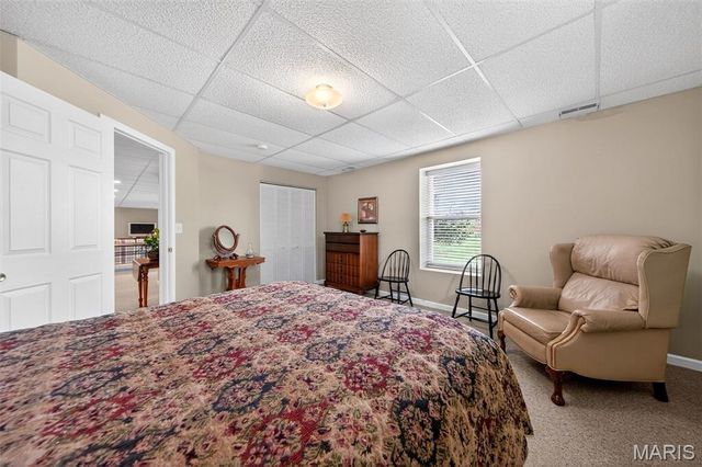 2443 Christopher Winds Lane, St Louis, MO 63129