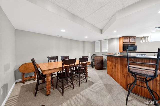 2443 Christopher Winds Lane, St Louis, MO 63129
