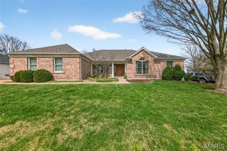 2443 Christopher Winds Lane, St Louis, MO 63129