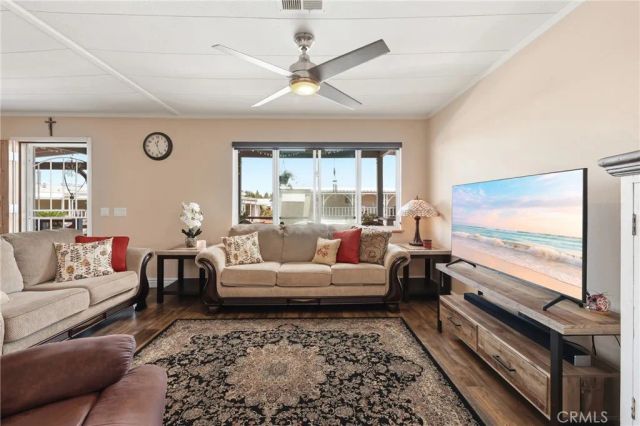 1201 W Valencia 13, Fullerton, CA 92833