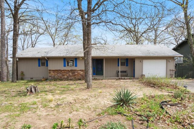 26 Mission Hills Lane, Holiday Island, AR 72631