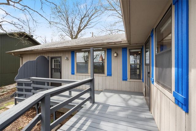 26 Mission Hills Lane, Holiday Island, AR 72631