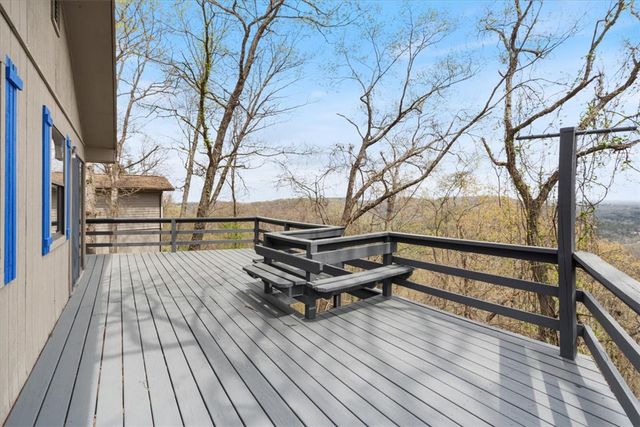 26 Mission Hills Lane, Holiday Island, AR 72631