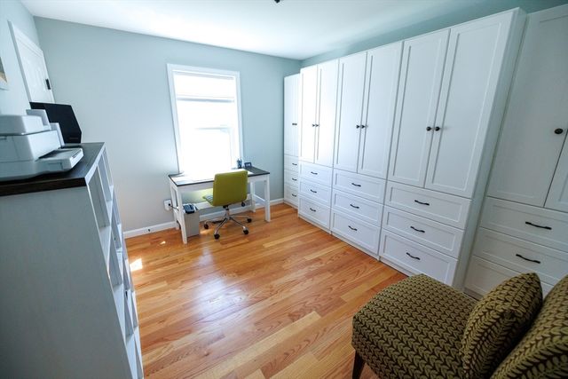 349 County St, Fall River, MA 02723