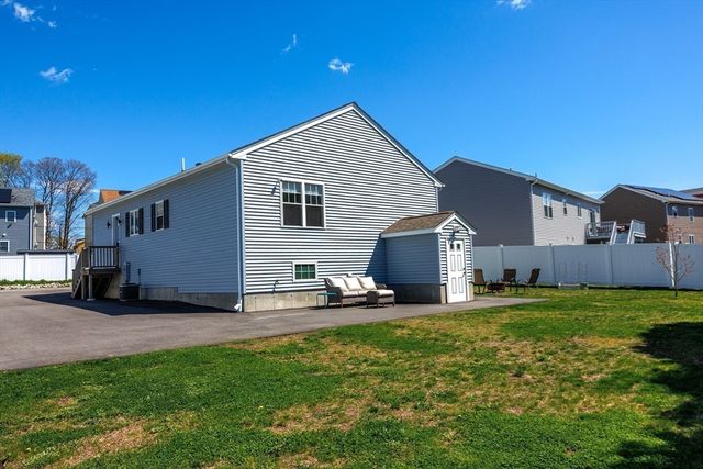 349 County St, Fall River, MA 02723