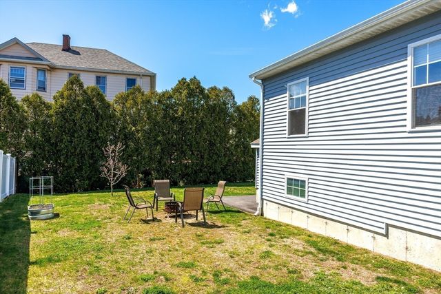 349 County St, Fall River, MA 02723