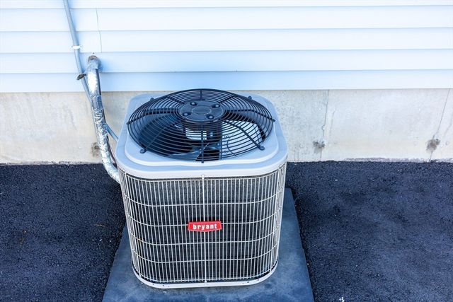 349 County St, Fall River, MA 02723