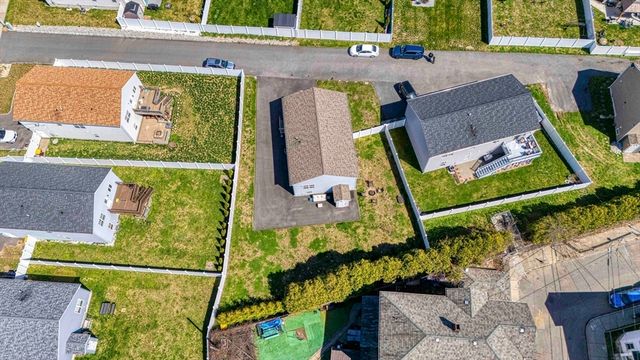 349 County St, Fall River, MA 02723