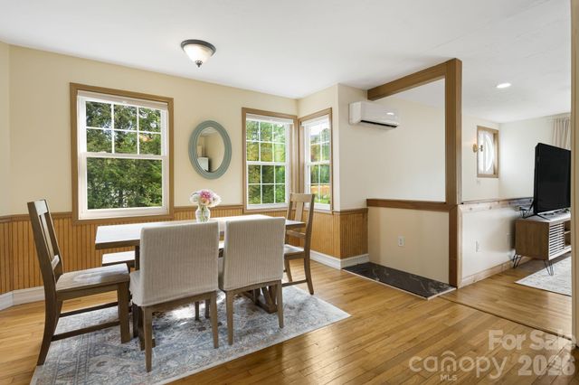 25 Pinewood Drive, Waynesville, NC 28786