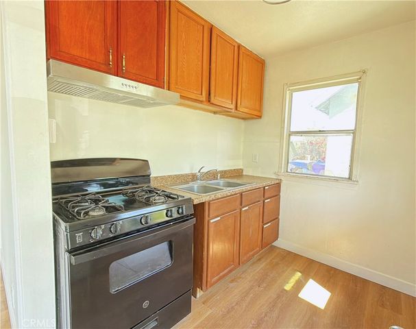 359 Drake, Upland, CA 91786