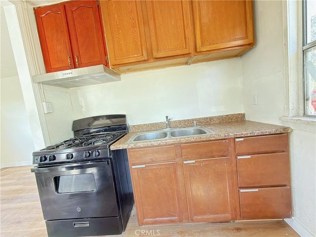 359 Drake, Upland, CA 91786