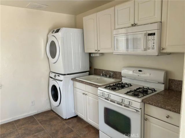 6688 Yucca, 29 Palms, CA 92277