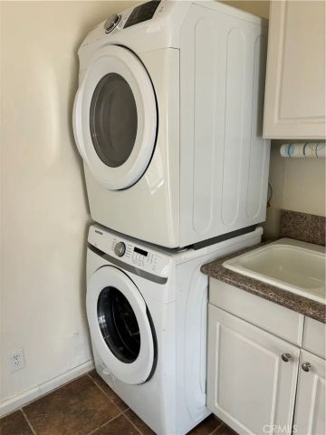 6688 Yucca, 29 Palms, CA 92277