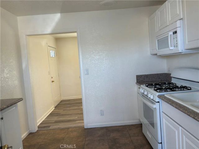 6688 Yucca, 29 Palms, CA 92277