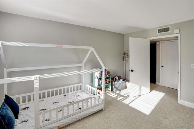 6786 Caminito Del Greco, San Diego, CA 92120