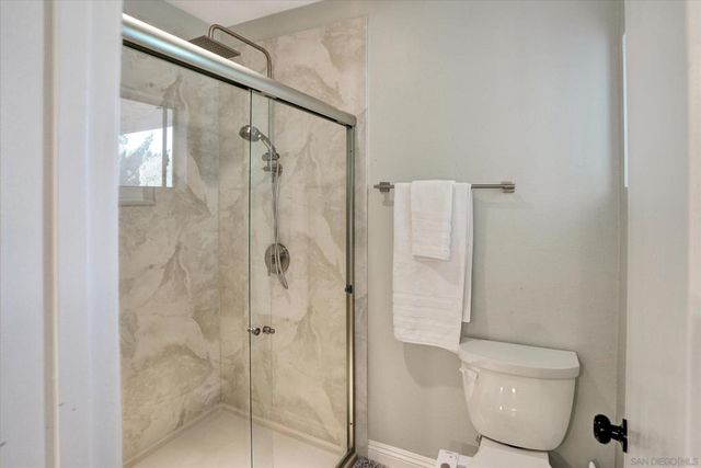 6786 Caminito Del Greco, San Diego, CA 92120