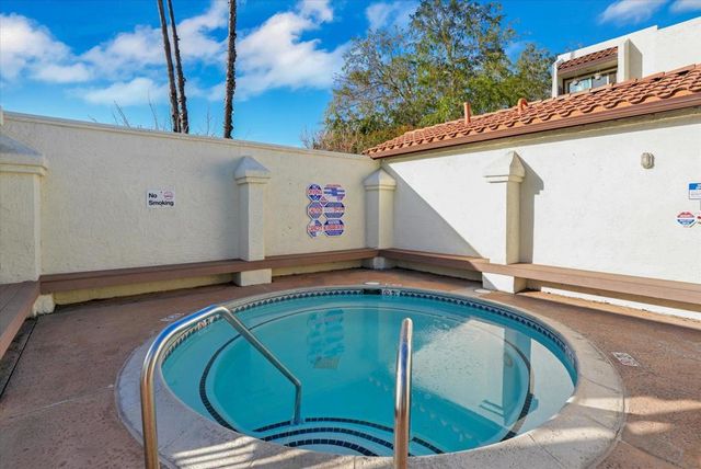 6786 Caminito Del Greco, San Diego, CA 92120