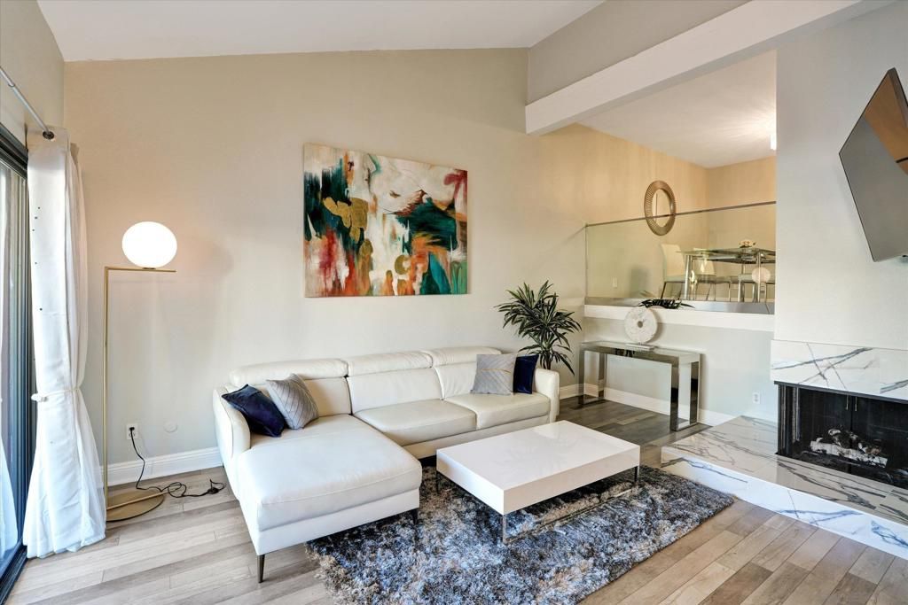 6786 Caminito Del Greco, San Diego, CA 92120