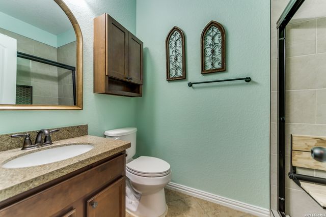 102 Vail, Boerne, TX 78006