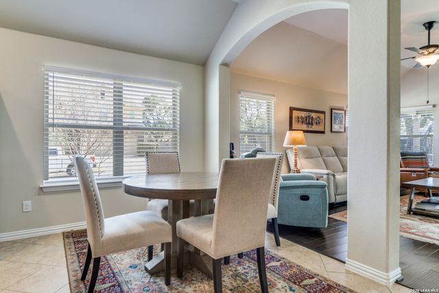 102 Vail, Boerne, TX 78006