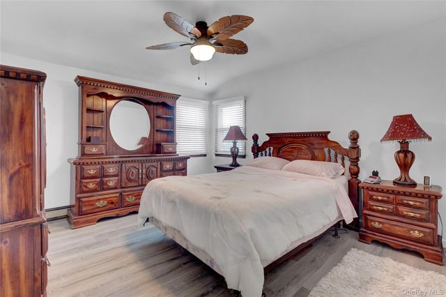 24 Milburn Road, Sound Beach, NY 11789