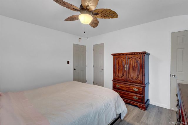 24 Milburn Road, Sound Beach, NY 11789