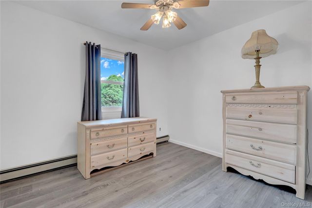 24 Milburn Road, Sound Beach, NY 11789