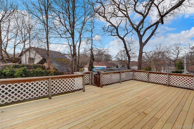 24 Milburn Road, Sound Beach, NY 11789