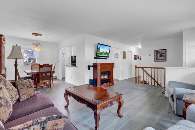 24 Milburn Road, Sound Beach, NY 11789