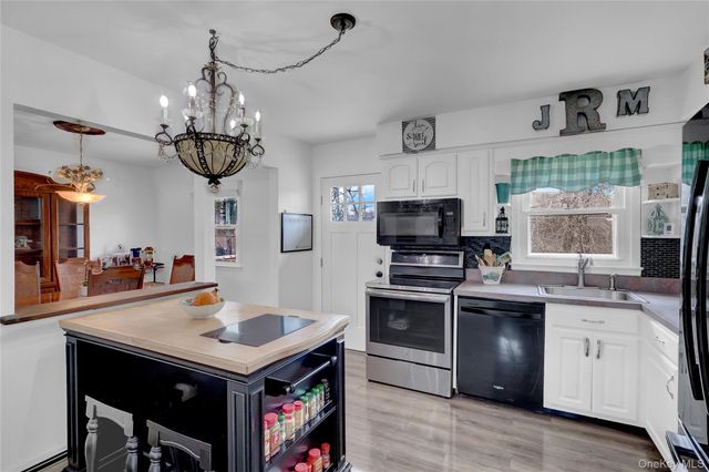 24 Milburn Road, Sound Beach, NY 11789