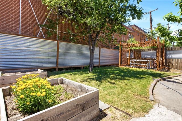 560 S WINDSOR ST, Salt Lake City, UT 84102