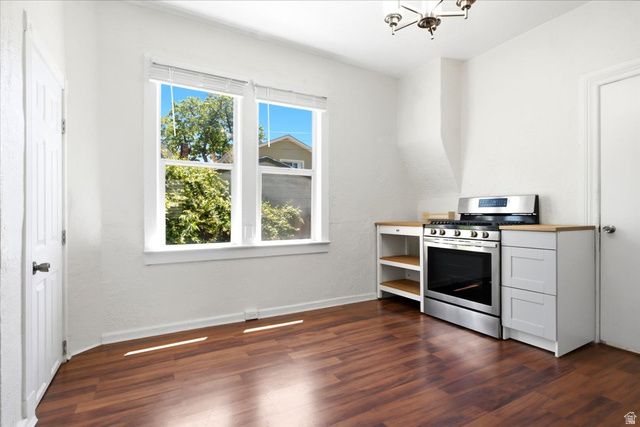 560 S WINDSOR ST, Salt Lake City, UT 84102