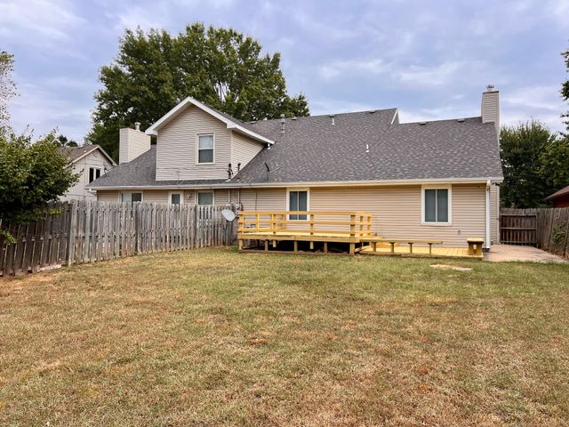 3749 N Pickwick Avenue, Springfield, MO 65803