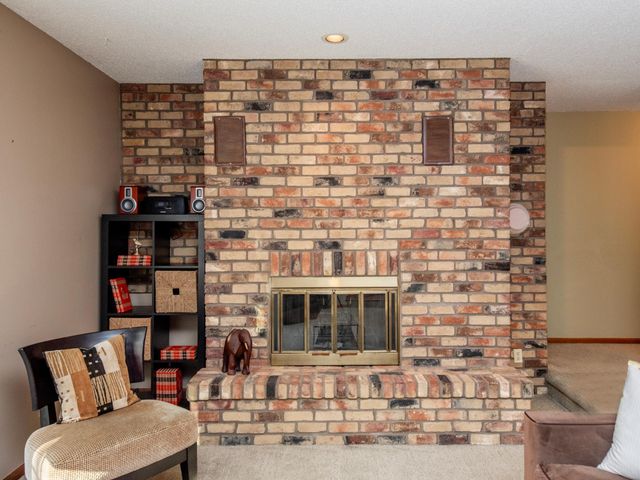 866 Cheri Lane, Mendota Heights, MN 55120