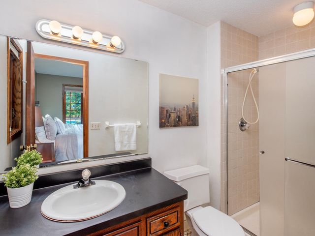 866 Cheri Lane, Mendota Heights, MN 55120