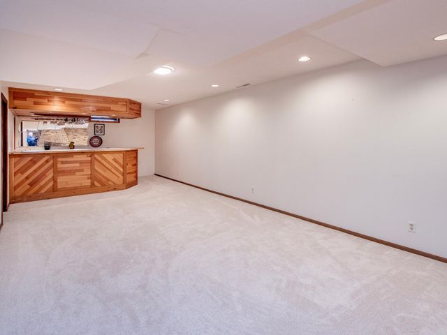 866 Cheri Lane, Mendota Heights, MN 55120