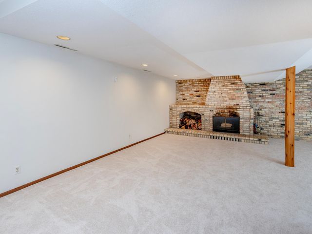 866 Cheri Lane, Mendota Heights, MN 55120