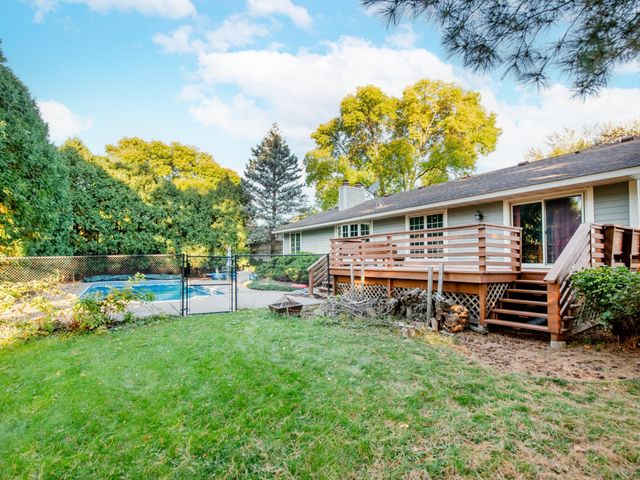 866 Cheri Lane, Mendota Heights, MN 55120