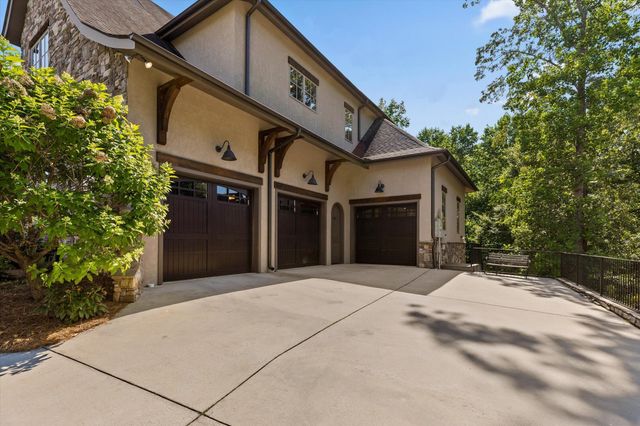 842 Dry Branch Court, Chattanooga, TN 37419