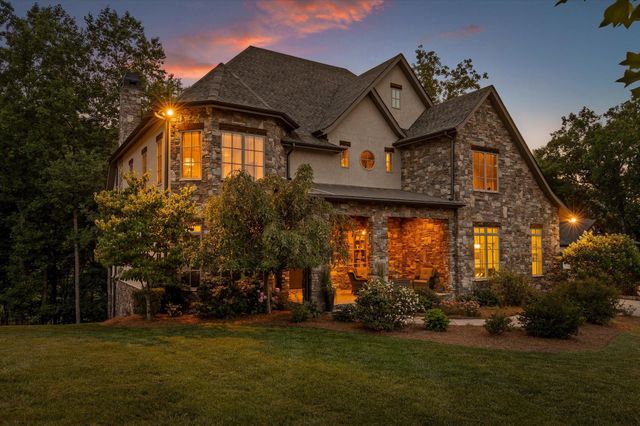 842 Dry Branch Court, Chattanooga, TN 37419