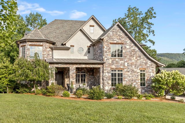 842 Dry Branch Court, Chattanooga, TN 37419