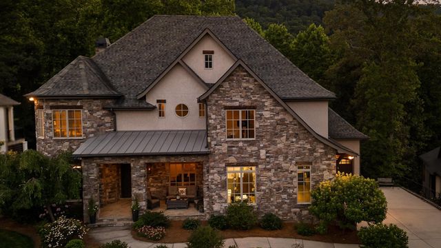842 Dry Branch Court, Chattanooga, TN 37419