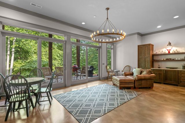 842 Dry Branch Court, Chattanooga, TN 37419