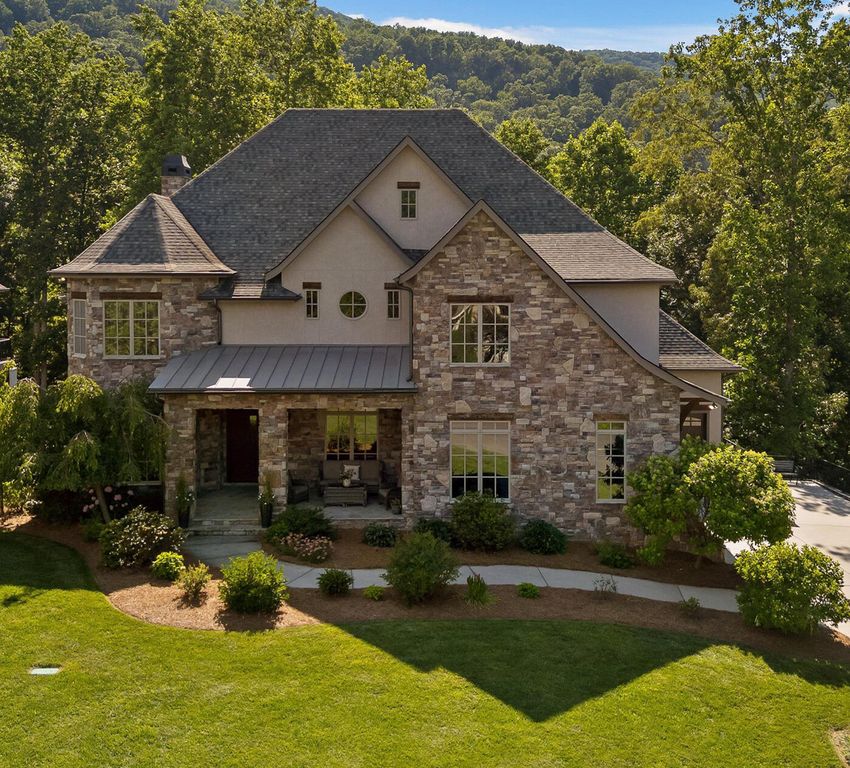 842 Dry Branch Court, Chattanooga, TN 37419