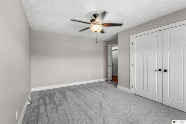 1047 Beaver Lake Boulevard, Plattsmouth, NE 68048