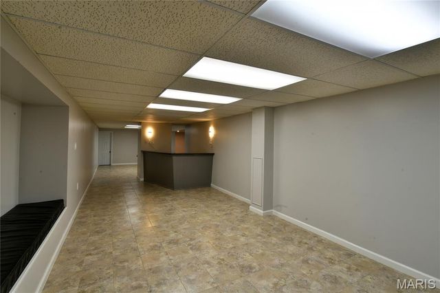 965 Orchard Lakes Drive, St Louis, MO 63146