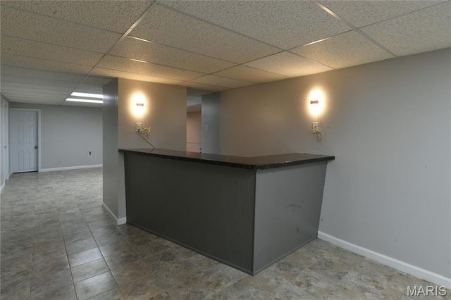 965 Orchard Lakes Drive, St Louis, MO 63146