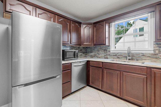 147 Nicole Lane, Crestview, FL 32539