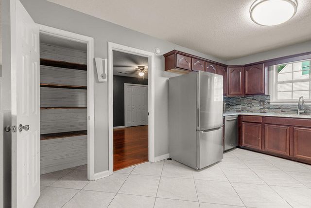 147 Nicole Lane, Crestview, FL 32539